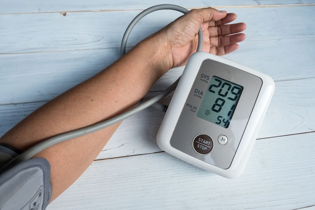 letture della pressione sanguigna per l'ipertensione